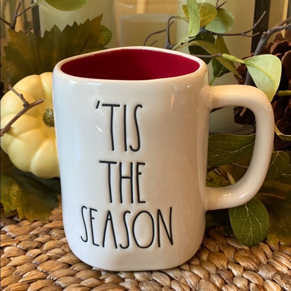 Rae Dunn “TIS THE SEASON” Mug